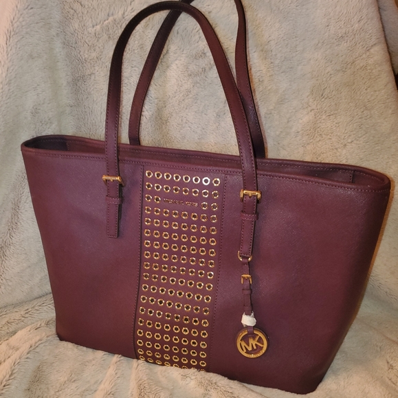 Michael Kors Handbags - New Michael Kors Tote with Grommets